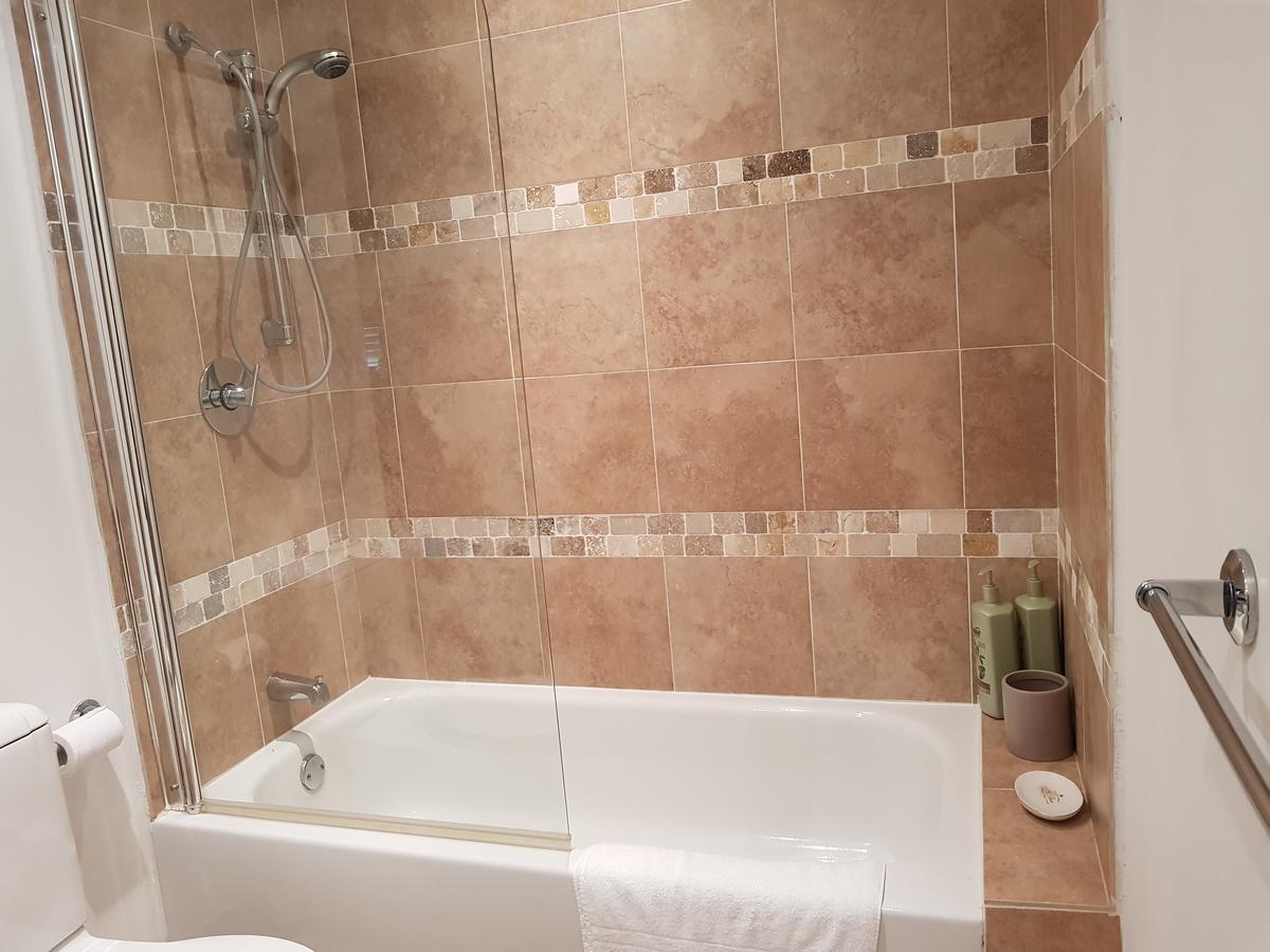 Brownes Condominium 1 Bridgetown Esterno foto